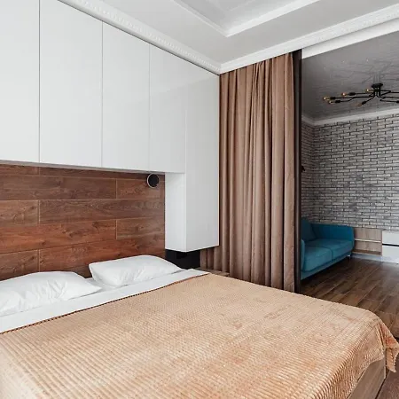 Kamanina 2-bedrooms Sea View Apartment Odesa