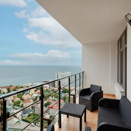 Kamanina 2-bedrooms Sea View * Odesa